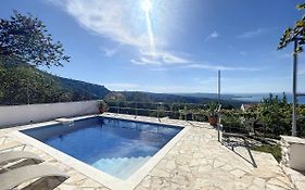 Villa Corfou